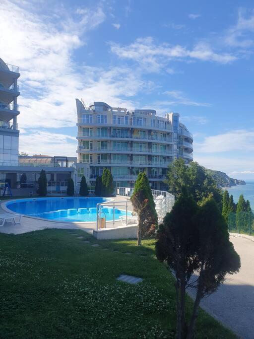 Studio Silver Terace With Sea View For 4 Person Bjala Kültér fotó