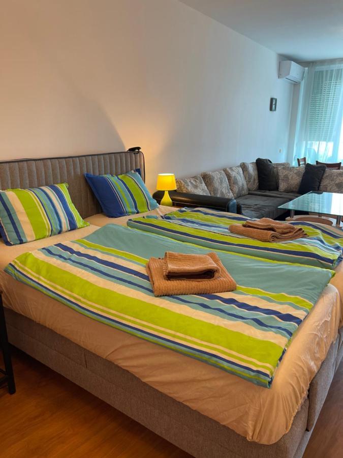 Studio Silver Terace With Sea View For 4 Person Bjala Kültér fotó